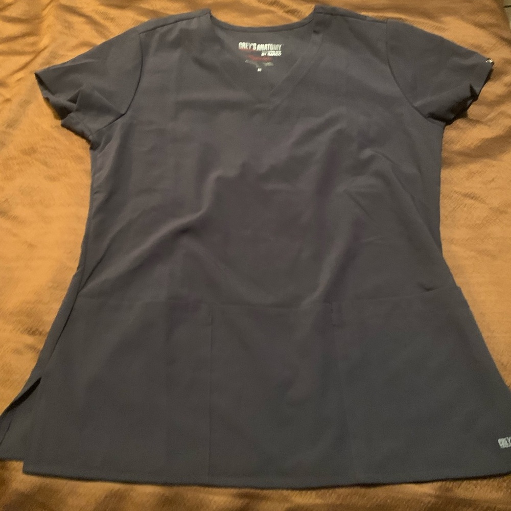 Grey Anatomy Signature top